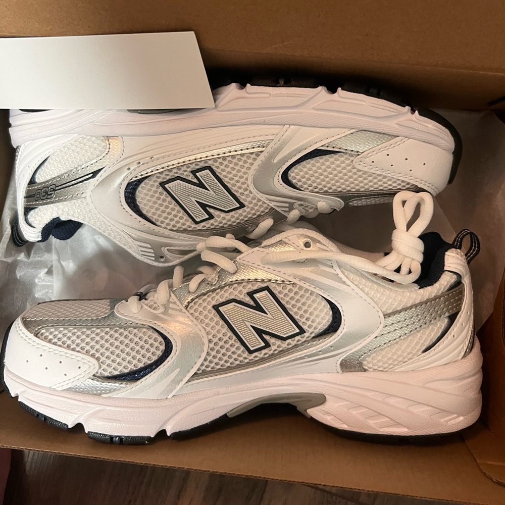 New Balance 530 white silver navy with box